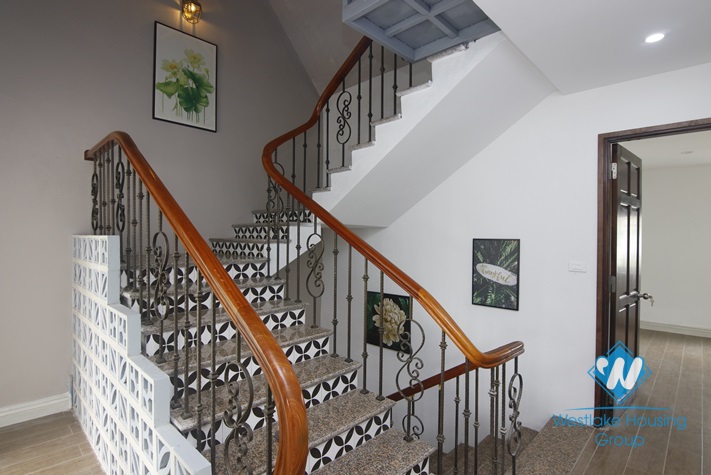 A beautiful and luxury villa for rent in Vinhome Riverside - Long Bien